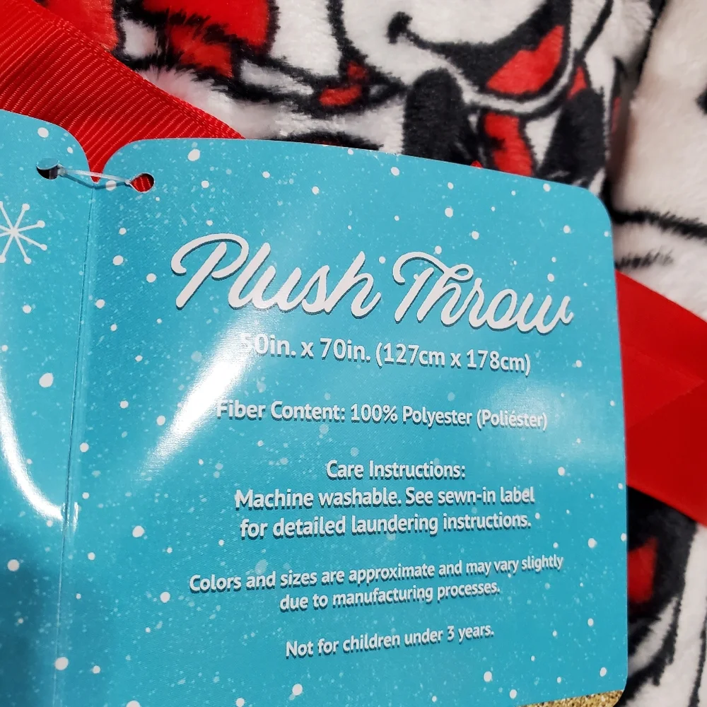 Disney Mickey and Minnie Mouse Plush Blanket Winter Sledding